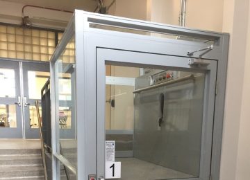 Commercial Wheelchair Lift with Enclosure